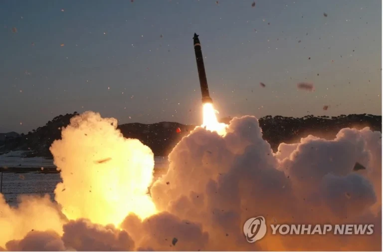 朝鲜宣布发射超大型火箭炮